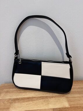 Checkered shoulder bag 🏁